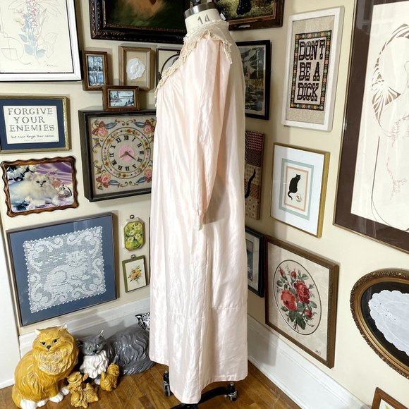 80s Vintage Character "Cuddleskin" Pink Satin Fleece Victorian Style Nightgown S - Picture 3 of 8